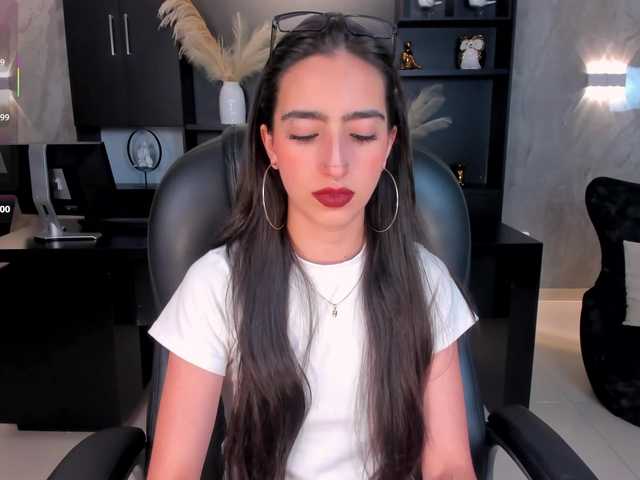 LarisaSmirnov's BongaCams show and profile