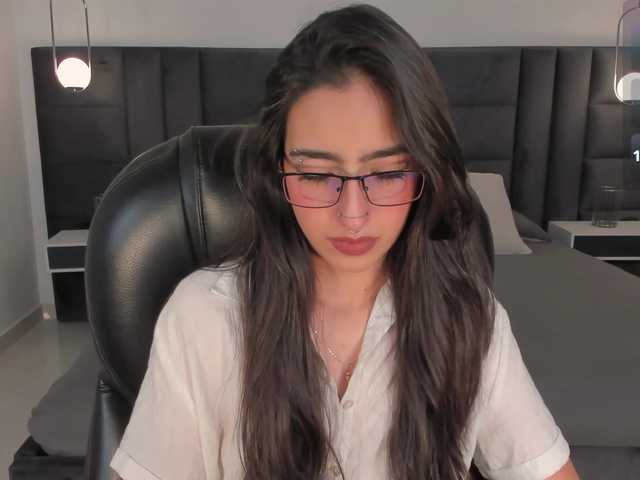 LarisaSmirnov's BongaCams show and profile