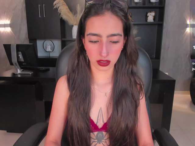 LarisaSmirnov's BongaCams show and profile