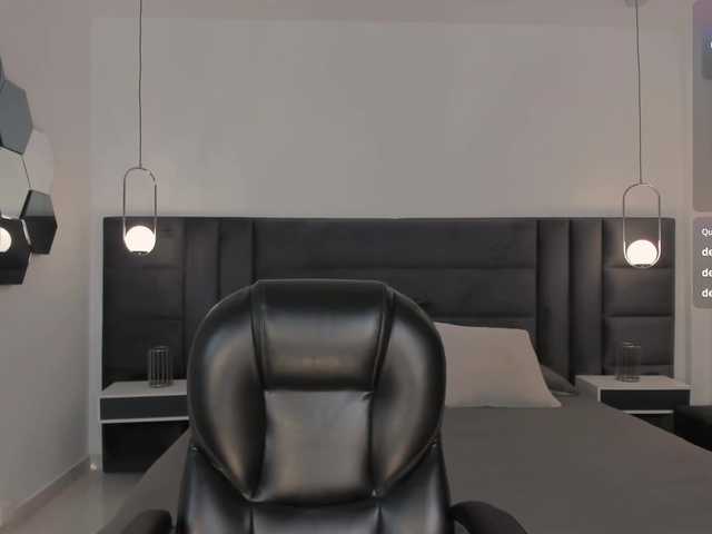 LarisaSmirnov's BongaCams show and profile