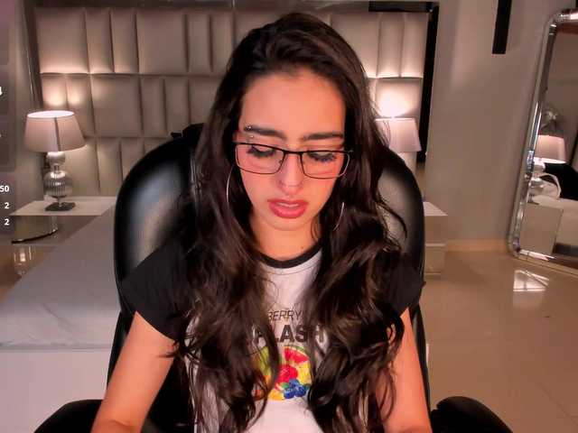 LarisaSmirnov's BongaCams show and profile