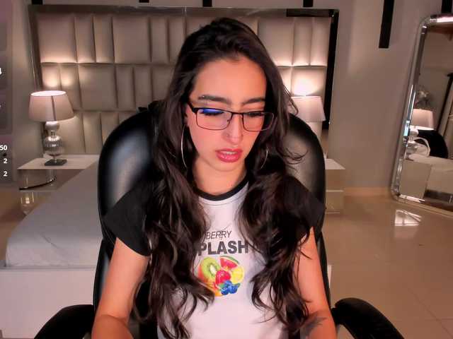 LarisaSmirnov's BongaCams show and profile