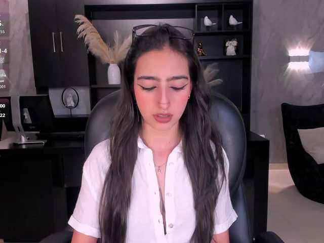 LarisaSmirnov's BongaCams show and profile