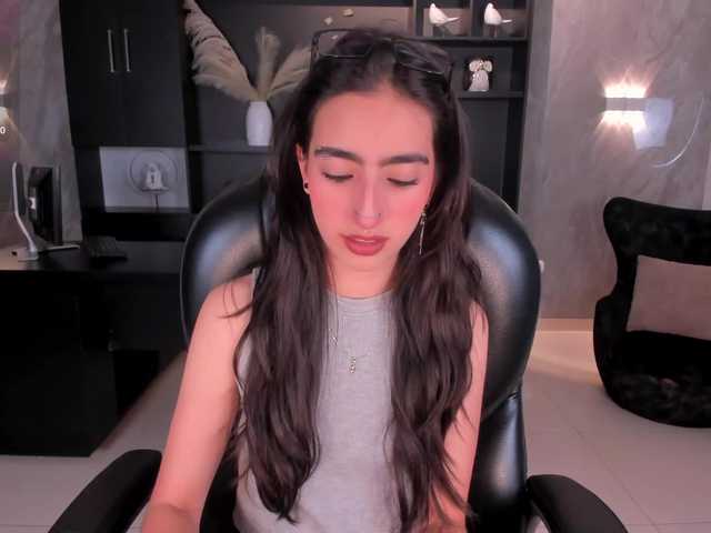 LarisaSmirnov's BongaCams show and profile