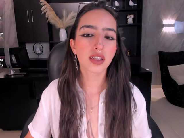 LarisaSmirnov's BongaCams show and profile