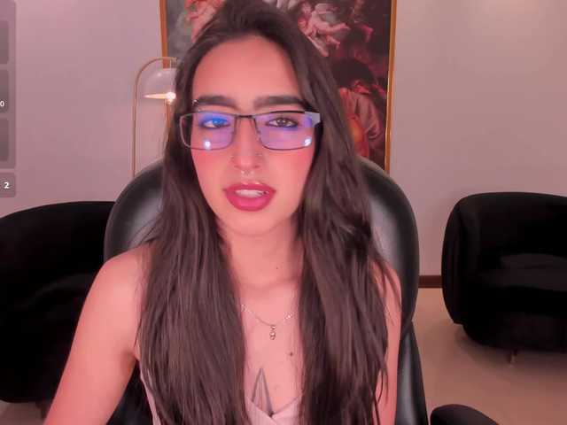 LarisaSmirnov's BongaCams show and profile