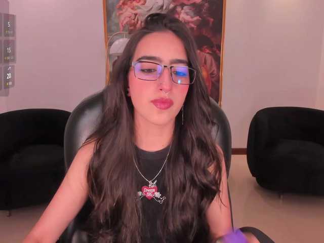 LarisaSmirnov's BongaCams show and profile