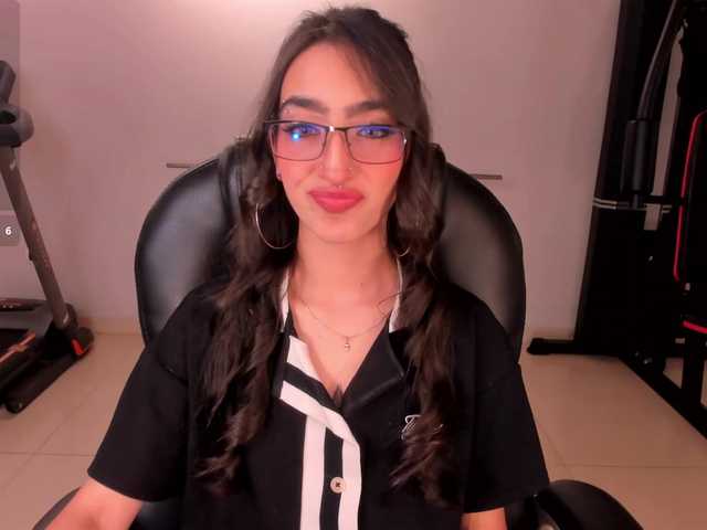 LarisaSmirnov's BongaCams show and profile