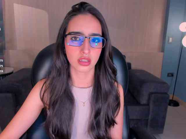 LarisaSmirnov webcam