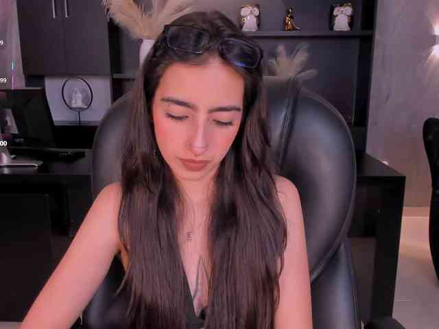 LarisaSmirnov webcam