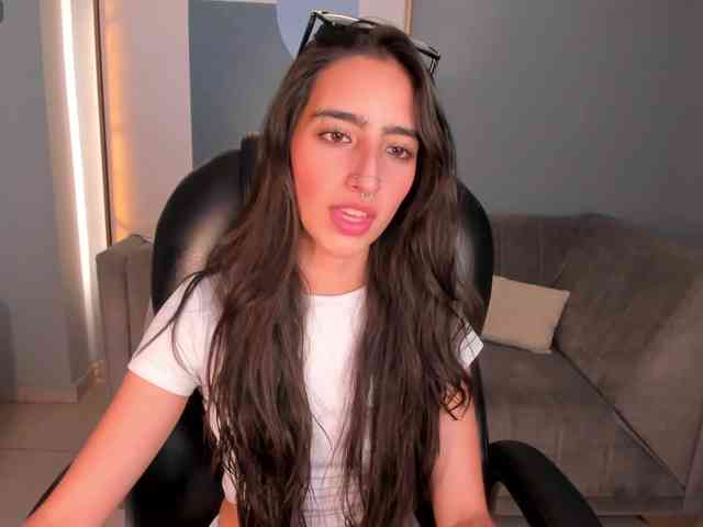 LarisaSmirnov webcam