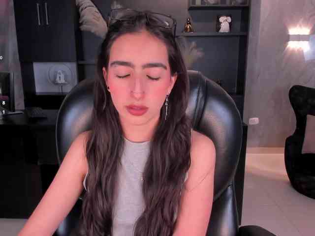 LarisaSmirnov webcam