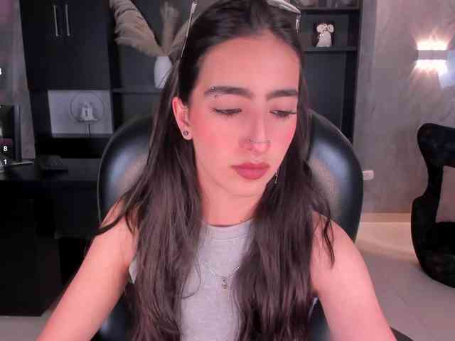 LarisaSmirnov webcam