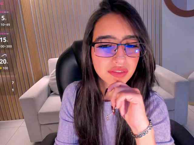 LarisaSmirnov Live Webcam on BongaCams