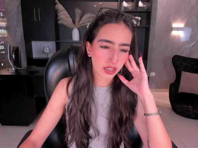 LarisaSmirnov webcam