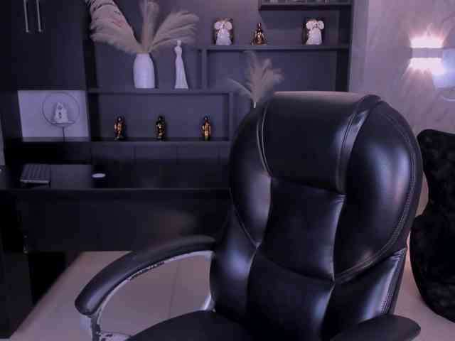 LarisaSmirnov webcam