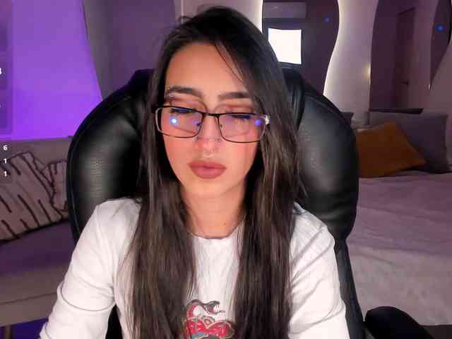 LarisaSmirnov webcam