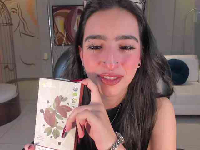 LarisaSmirnov webcam