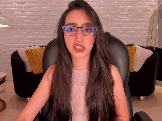 LarisaSmirnov webcam