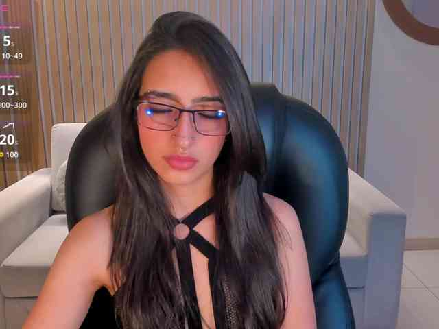 LarisaSmirnov webcam