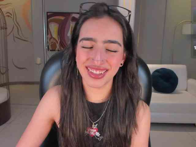 LarisaSmirnov webcam