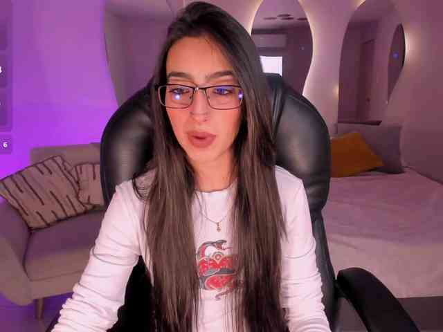 LarisaSmirnov webcam