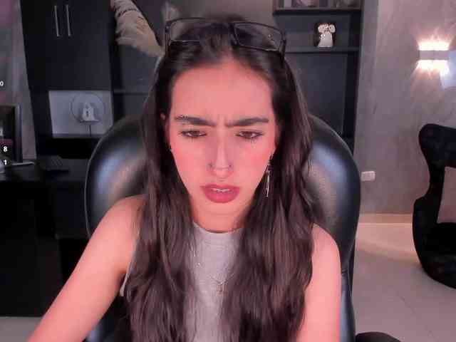 LarisaSmirnov webcam