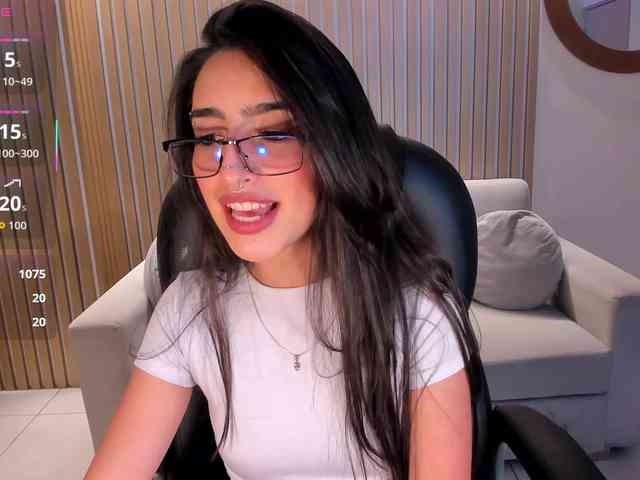 LarisaSmirnov bongacams