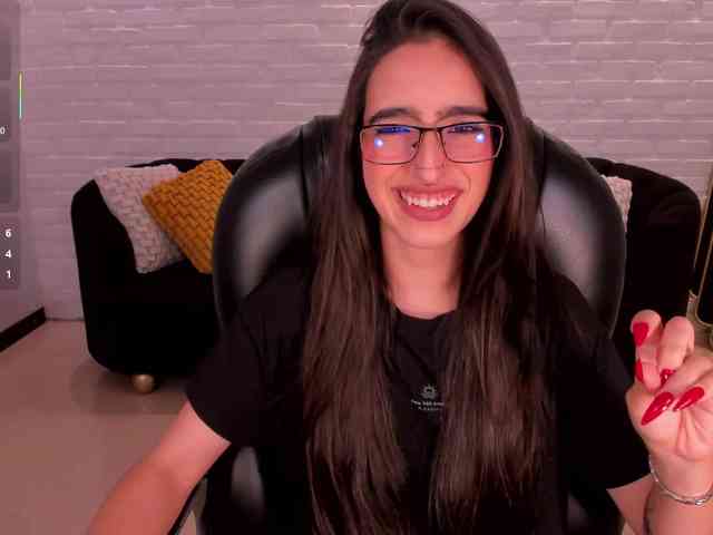 LarisaSmirnov webcam