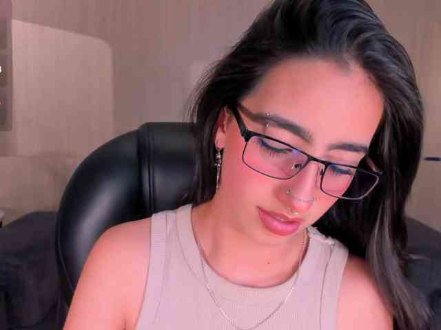 LarisaSmirnov webcam