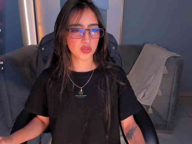 LarisaSmirnov webcam