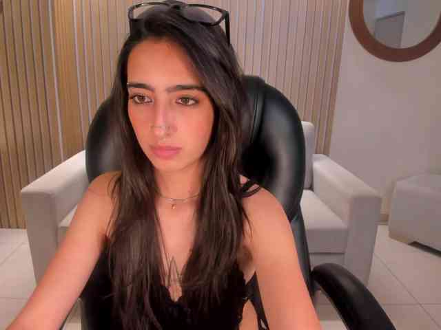 LarisaSmirnov webcam
