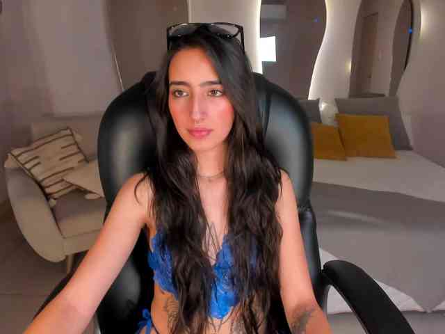 LarisaSmirnov webcam