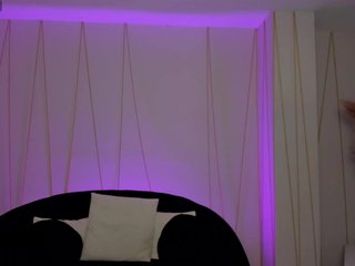 MaiaCollins1 Porn Show