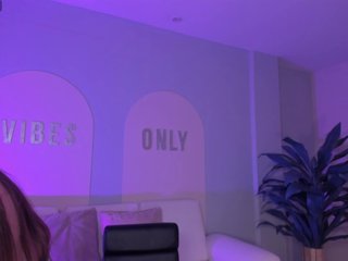 MaiaCollins1 Porn Show