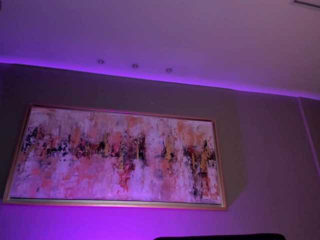 MaiaCollins1's BongaCams show and profile