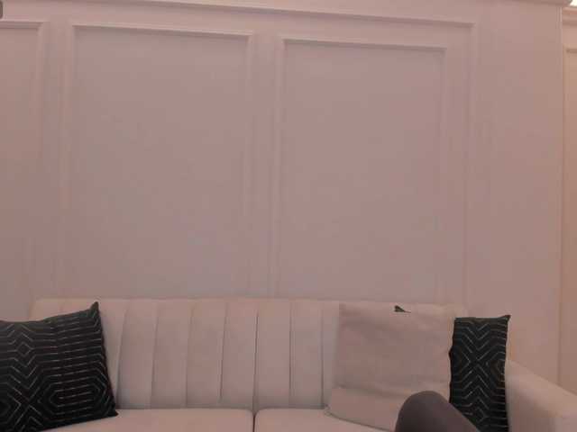 MaiaCollins1's BongaCams show and profile