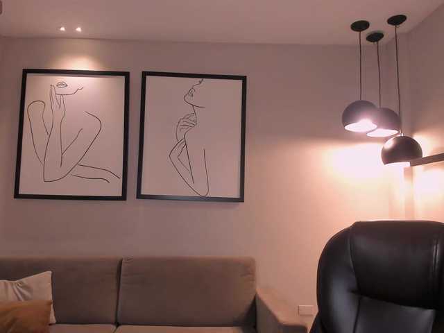 MaiaCollins1 webcam