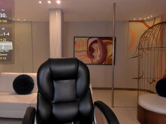  MaiaCollins1 chat room