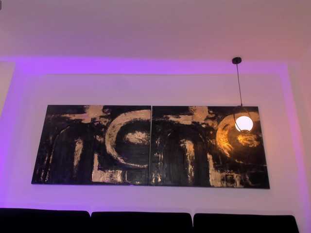 MaiaCollins1's BongaCams show and profile