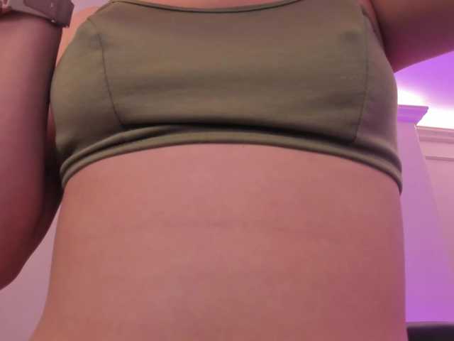 MaiaCollins1's BongaCams show and profile