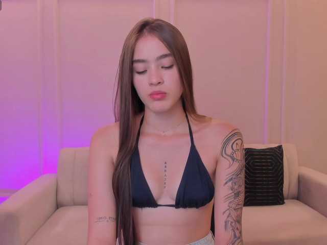 MaiaCollins1's BongaCams show and profile