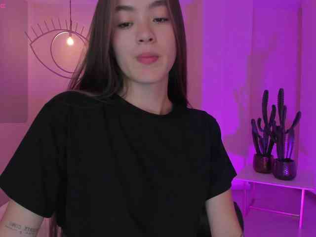 MaiaCollins1 webcam