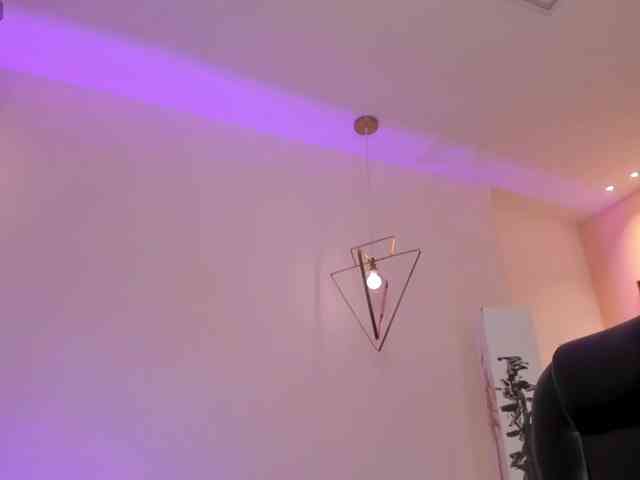 MaiaCollins1 webcam