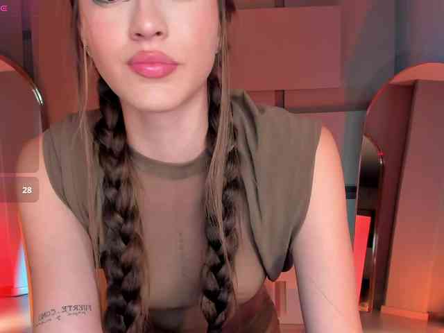 MaiaCollins1 webcam