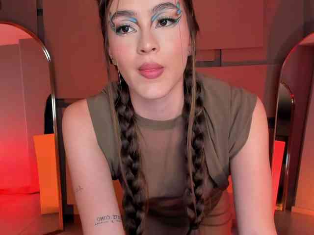MaiaCollins1 webcam