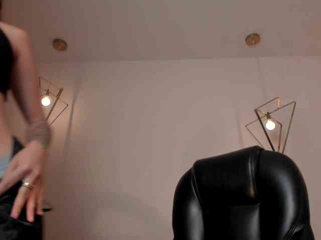 MaiaCollins1 webcam