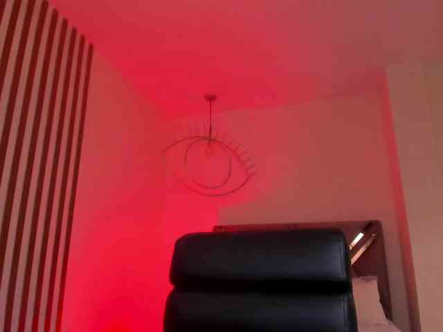 MaiaCollins1 webcam