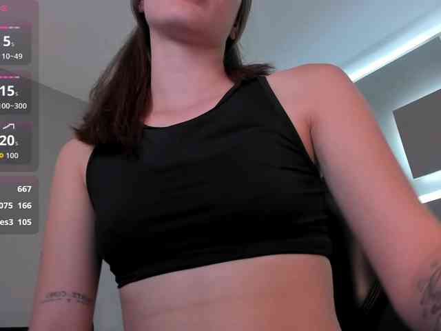 MaiaCollins1 webcam