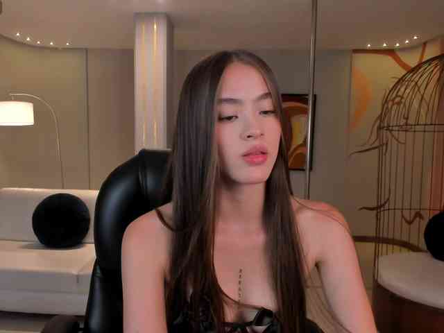 MaiaCollins1 webcam